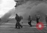 Immagine di USS Franklin Oceano Pacifico, 1945, secondo 54 filmato di repertorio 65675059126