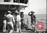 Immagine di Leslie Morehead Oceano Pacifico, 1945, secondo 36 filmato di repertorio 65675059137