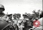 Immagine di Generale MacArthur Balikpapan Borneo Indonesia, 1945, secondo 4 filmato di repertorio 65675059138