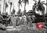 Immagine di Generale MacArthur Balikpapan Borneo Indonesia, 1945, secondo 10 filmato di repertorio 65675059138