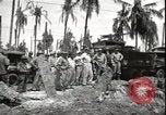 Immagine di Generale MacArthur Balikpapan Borneo Indonesia, 1945, secondo 11 filmato di repertorio 65675059138