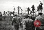 Immagine di Generale MacArthur Balikpapan Borneo Indonesia, 1945, secondo 26 filmato di repertorio 65675059138