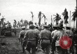 Immagine di Generale MacArthur Balikpapan Borneo Indonesia, 1945, secondo 28 filmato di repertorio 65675059138