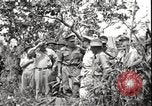Immagine di Generale MacArthur Balikpapan Borneo Indonesia, 1945, secondo 37 filmato di repertorio 65675059138