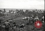 Immagine di Generale MacArthur Balikpapan Borneo Indonesia, 1945, secondo 54 filmato di repertorio 65675059138
