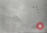 Standbild Träger Flugzeug Pazifik, 1945, aus Sekunde 30 historischem Filmmaterial Videoclip 65675059156