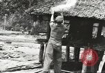 Standbild USA Soldaten New Guinea, 1944, aus Sekunde 14 historischem Filmmaterial Videoclip 65675059164