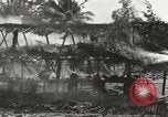Standbild USA Soldaten New Guinea, 1944, aus Sekunde 28 historischem Filmmaterial Videoclip 65675059164