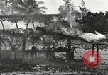 Standbild USA Soldaten New Guinea, 1944, aus Sekunde 34 historischem Filmmaterial Videoclip 65675059164