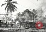Standbild USA Soldaten New Guinea, 1944, aus Sekunde 39 historischem Filmmaterial Videoclip 65675059164