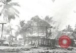 Standbild USA Soldaten New Guinea, 1944, aus Sekunde 44 historischem Filmmaterial Videoclip 65675059164