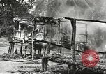 Standbild USA Soldaten New Guinea, 1944, aus Sekunde 48 historischem Filmmaterial Videoclip 65675059164