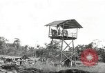 Standbild USA Soldaten New Guinea, 1944, aus Sekunde 53 historischem Filmmaterial Videoclip 65675059164