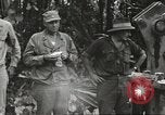 Standbild Landebahn New Guinea, 1944, aus Sekunde 36 historischem Filmmaterial Videoclip 65675059165