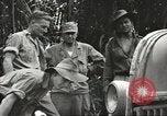Standbild Landebahn New Guinea, 1944, aus Sekunde 47 historischem Filmmaterial Videoclip 65675059165