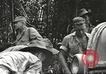 Standbild Landebahn New Guinea, 1944, aus Sekunde 49 historischem Filmmaterial Videoclip 65675059165