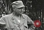 Standbild Landebahn New Guinea, 1944, aus Sekunde 51 historischem Filmmaterial Videoclip 65675059165