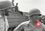 Standbild Landebahn New Guinea, 1944, aus Sekunde 62 historischem Filmmaterial Videoclip 65675059165