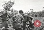 Standbild Australische Soldaten Zweiten Weltkrieg Dschungel zu bekämpfen Tarakan Borneo Indonesien, 1945, aus Sekunde 21 historischem Filmmaterial Videoclip 65675059180