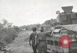 Standbild Australische Soldaten Zweiten Weltkrieg Dschungel zu bekämpfen Tarakan Borneo Indonesien, 1945, aus Sekunde 50 historischem Filmmaterial Videoclip 65675059180