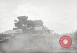 Standbild Australische Soldaten Zweiten Weltkrieg Dschungel zu bekämpfen Tarakan Borneo Indonesien, 1945, aus Sekunde 51 historischem Filmmaterial Videoclip 65675059180