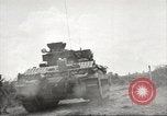 Standbild Australische Soldaten Zweiten Weltkrieg Dschungel zu bekämpfen Tarakan Borneo Indonesien, 1945, aus Sekunde 56 historischem Filmmaterial Videoclip 65675059180