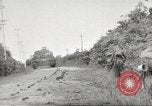 Image Les soldats australiens en combat Seconde Guerre Mondiale Tarkan Bornéo indonésien, 1945, de la seconde 5 séquences d'archives historiques vidéo 65675059181