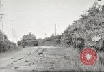 Image Les soldats australiens en combat Seconde Guerre Mondiale Tarkan Bornéo indonésien, 1945, de la seconde 7 séquences d'archives historiques vidéo 65675059181