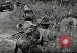 Image Les soldats australiens en combat Seconde Guerre Mondiale Tarkan Bornéo indonésien, 1945, de la seconde 14 séquences d'archives historiques vidéo 65675059181