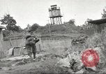 Image Les soldats australiens en combat Seconde Guerre Mondiale Tarkan Bornéo indonésien, 1945, de la seconde 46 séquences d'archives historiques vidéo 65675059181