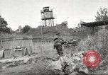 Image Les soldats australiens en combat Seconde Guerre Mondiale Tarkan Bornéo indonésien, 1945, de la seconde 50 séquences d'archives historiques vidéo 65675059181