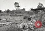Image Les soldats australiens en combat Seconde Guerre Mondiale Tarkan Bornéo indonésien, 1945, de la seconde 56 séquences d'archives historiques vidéo 65675059181