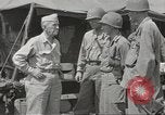 Immagine di Generale Walter Kruger Isola di Luzon nelle Filippine, 1945, secondo 56 filmato di repertorio 65675059185