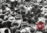 Standbild Alliierten Gefangenen Cabanatuan Philippinen, 1945, aus Sekunde 9 historischem Filmmaterial Videoclip 65675059190