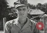 Standbild Alliierten Gefangenen Cabanatuan Philippinen, 1945, aus Sekunde 25 historischem Filmmaterial Videoclip 65675059190