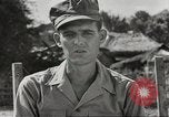 Standbild Alliierten Gefangenen Cabanatuan Philippinen, 1945, aus Sekunde 33 historischem Filmmaterial Videoclip 65675059190