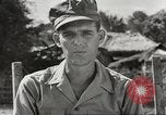 Standbild Alliierten Gefangenen Cabanatuan Philippinen, 1945, aus Sekunde 58 historischem Filmmaterial Videoclip 65675059190