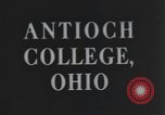 Standbild Antioch College Yellow Springs Ohio USA, 1942, aus Sekunde 13 historischem Filmmaterial Videoclip 65675059209