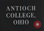 Standbild Antioch College Yellow Springs Ohio USA, 1942, aus Sekunde 17 historischem Filmmaterial Videoclip 65675059209