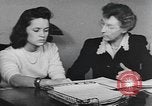 Standbild Antioch College work-Study Program New York City USA, 1942, aus Sekunde 60 historischem Filmmaterial Videoclip 65675059210