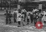 Standbild Afrikanische amerikanische Kinder trainieren und spielen Instrumente Alabama United States USA, 1940, aus Sekunde 9 historischem Filmmaterial Videoclip 65675059219