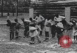 Standbild Afrikanische amerikanische Kinder trainieren und spielen Instrumente Alabama United States USA, 1940, aus Sekunde 12 historischem Filmmaterial Videoclip 65675059219
