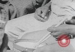 Standbild Afrikanische amerikanische Kinder trainieren und spielen Instrumente Alabama United States USA, 1940, aus Sekunde 54 historischem Filmmaterial Videoclip 65675059219
