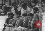 Immagine di African American Girls at play 1940s Alabama United States USA, 1940, secondo 43 filmato di repertorio 65675059220