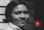 Immagine di African American ragazze 1940s Alabama United States USA, 1940, secondo 33 filmato di repertorio 65675059221