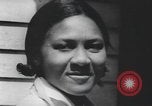 Immagine di African American ragazze 1940s Alabama United States USA, 1940, secondo 39 filmato di repertorio 65675059221