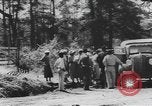 Standbild Afrikanische amerikanische Volk Picknick United States USA, 1940, aus Sekunde 1 historischem Filmmaterial Videoclip 65675059224