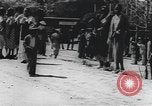 Standbild Afrikanische amerikanische Volk Picknick United States USA, 1940, aus Sekunde 45 historischem Filmmaterial Videoclip 65675059224