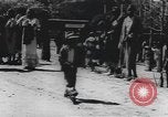 Standbild Afrikanische amerikanische Volk Picknick United States USA, 1940, aus Sekunde 47 historischem Filmmaterial Videoclip 65675059224