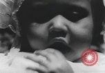 Standbild Afrikanische amerikanische Volk Picknick United States USA, 1940, aus Sekunde 56 historischem Filmmaterial Videoclip 65675059224